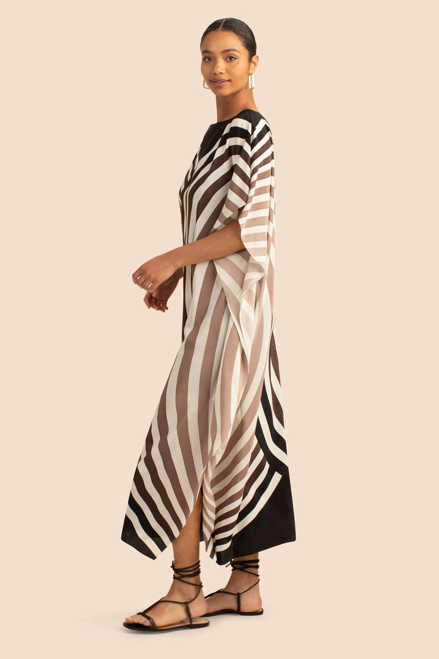 Wavy Wonder | Party-Wear Kaftan